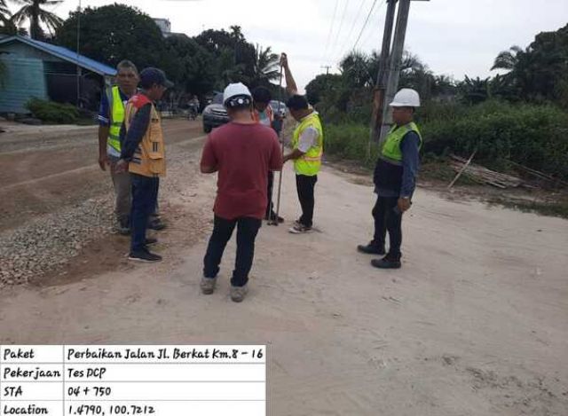 Bupati Rohil Apresiasi Kementerian PUPR atas Peningkatan Jalan Berkat KM 8–16 di Kecamatan Pujud