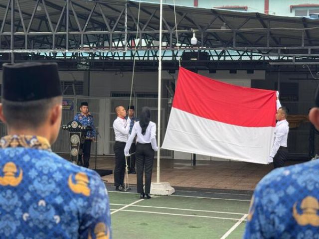 Kibarkan Bendera Merah putih, Lapas Bagansiapiapi Gelar Upacara Peringatan Hari Pahlawan Tahun 2025