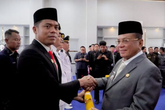 Bupati Rohil  Lantik Riwan syah, S.STP., M. Si Sebagai Sekretaris Disdikbud Rohil Dan Berkomitmen  Siap Memajukan Dunia Pendidikan Di Rohil